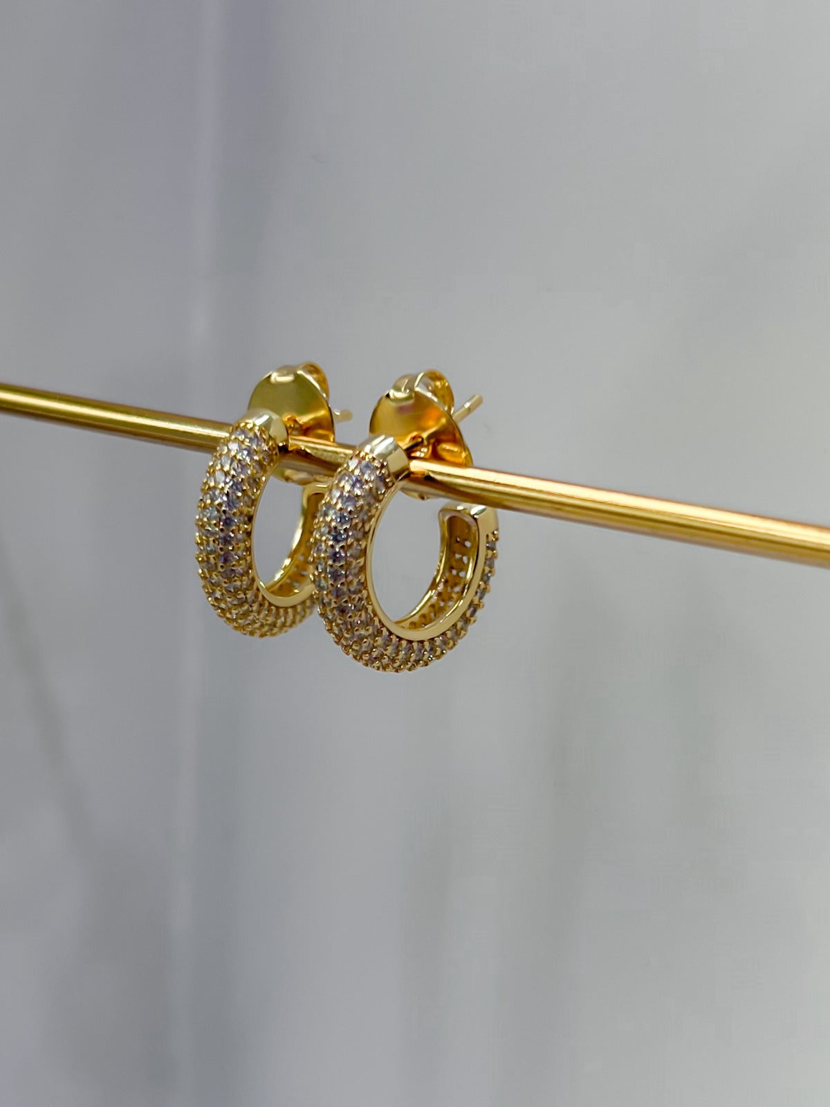Argola Cravejada 24-023213
