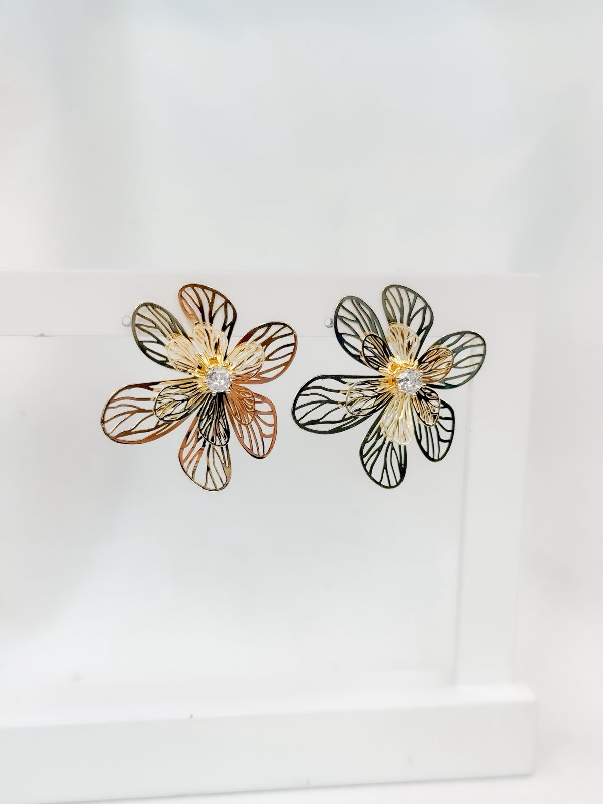 Brinco Flor 0502-2571