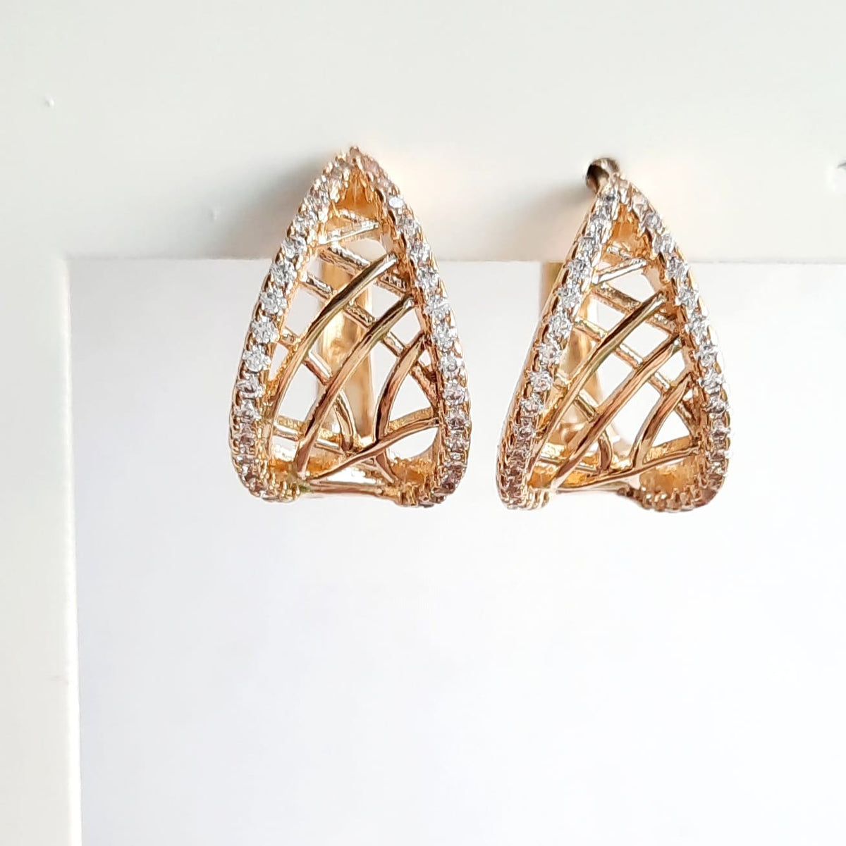 Brinco Zirconia 24-028016