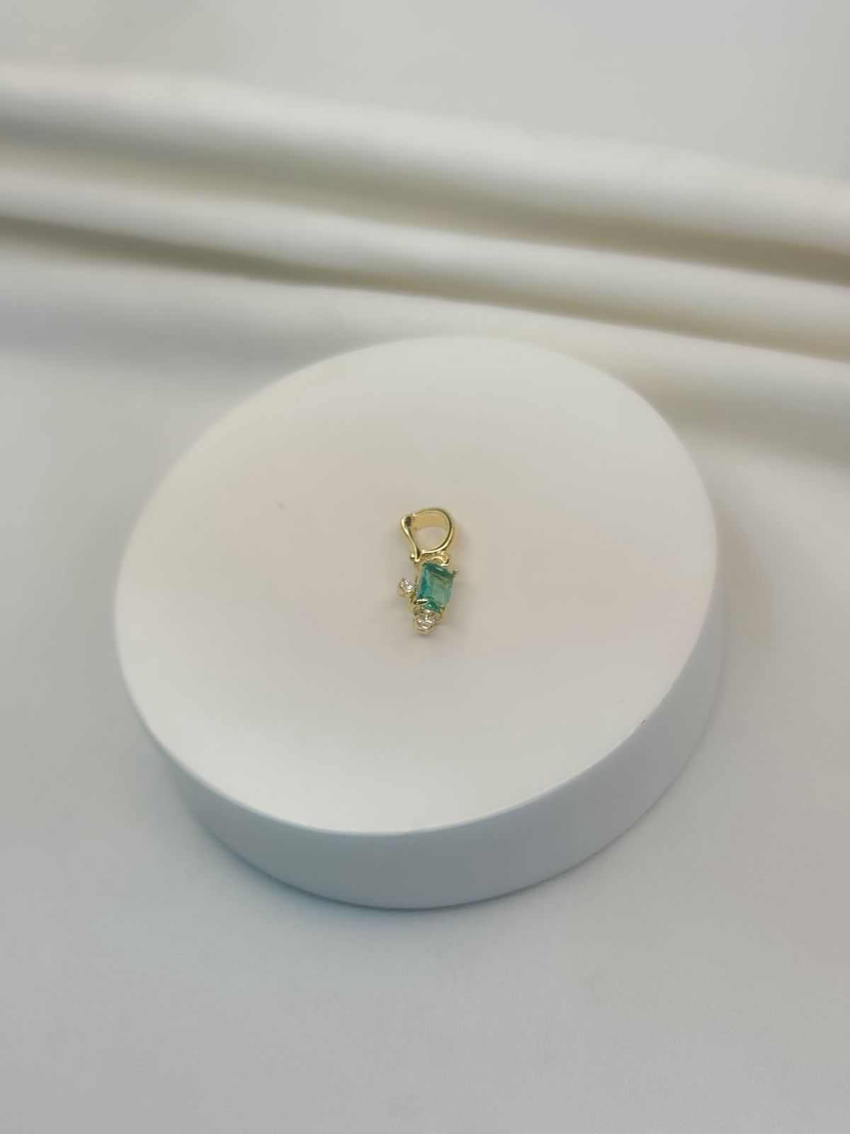 Charms 0802-3741