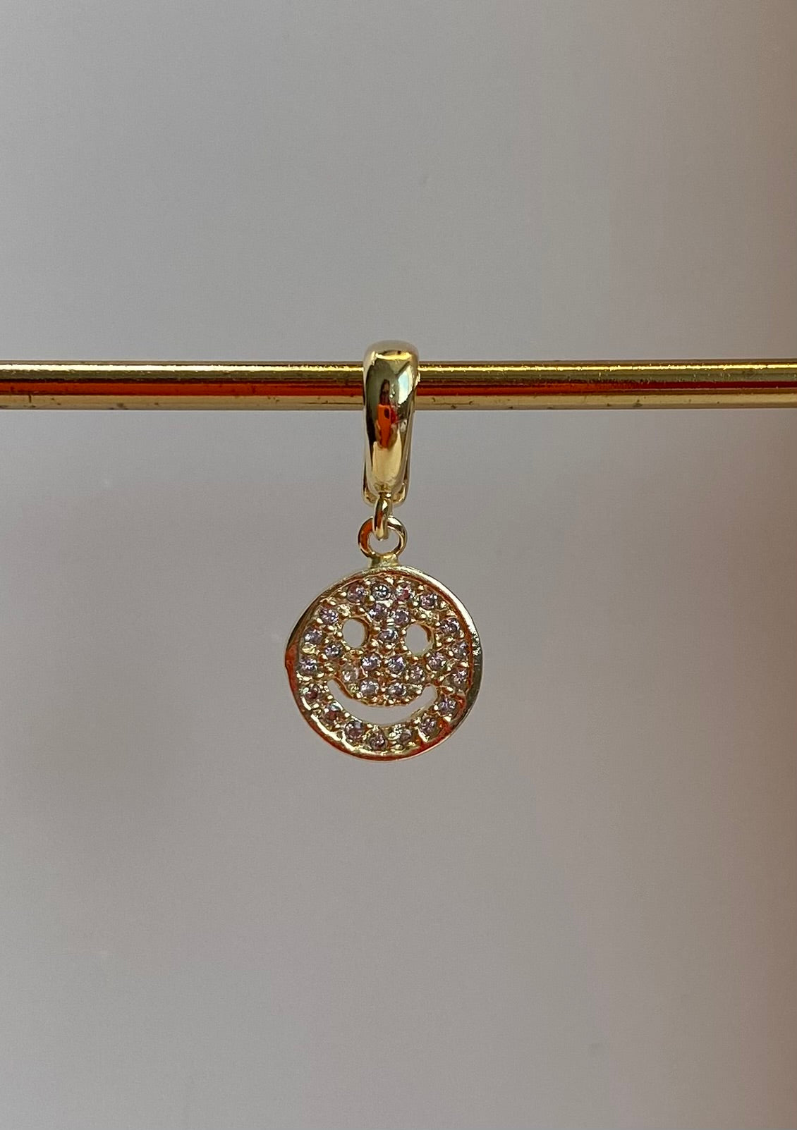 Charms Smile PA1737