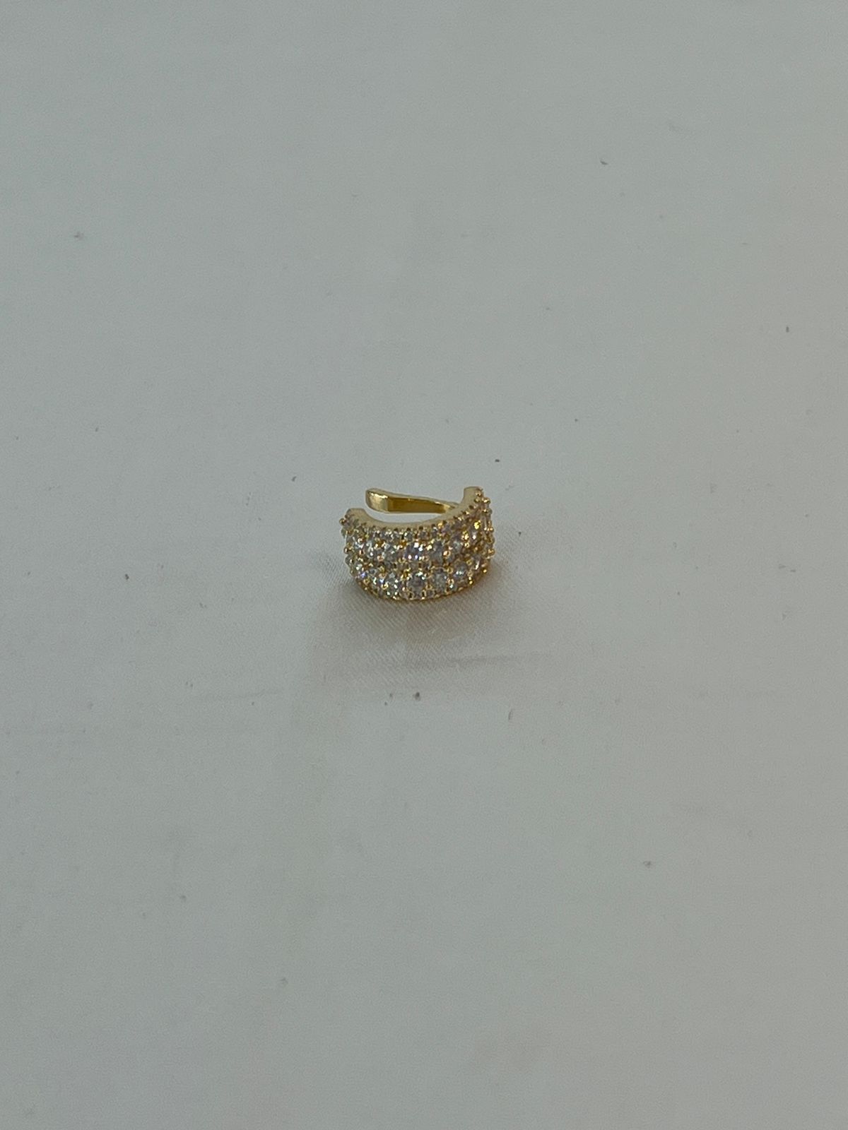 Piercing 24-026108